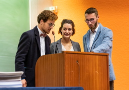 Cérémonie de remise des diplômes de medecine