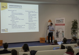 Disrupt'Campus : Pitchs des projets et des feuilles de route
