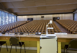 Rénovation des amphithéâtres E, C, et D