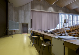 Rénovation des amphithéâtres E, C, et D
