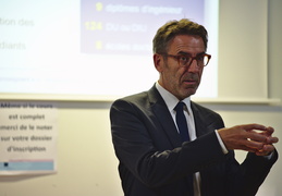 Accueil des nouveaux personnels enseignants-chercheurs / enseignants / hospitalo-universitaires