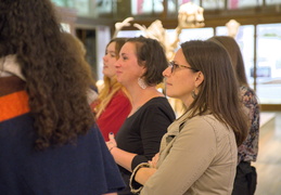 Visite Curieuse